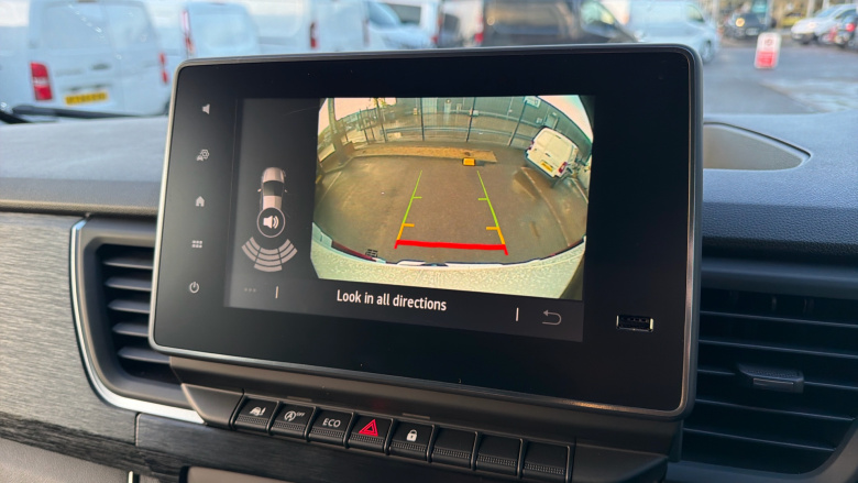 Renault Trafic Lwb Diesel LL30 Blue dCi 150 Extra [Safety] Crew Van